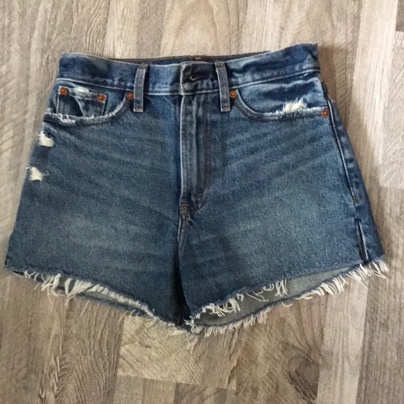 BNWT Abercrombie high waist jean shorts